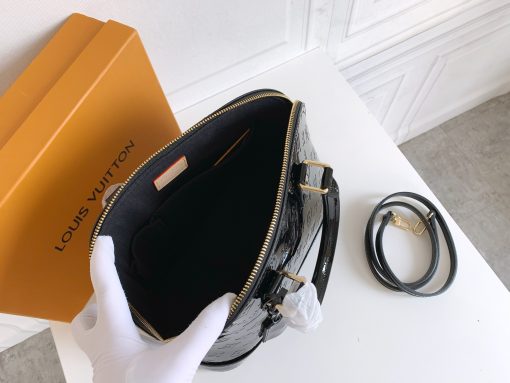 Louis Vuitton Alma Bb Monogram Vernis Leather Black 25Cm - Image 2
