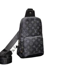 Louis Vuitton Louis Vuitton Avenue Slingbag Monogram Black 31Cm M45897