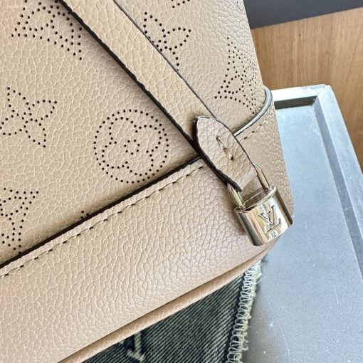 Louis Vuitton Flore Perforated Mahina Beige 22Cm - Image 6