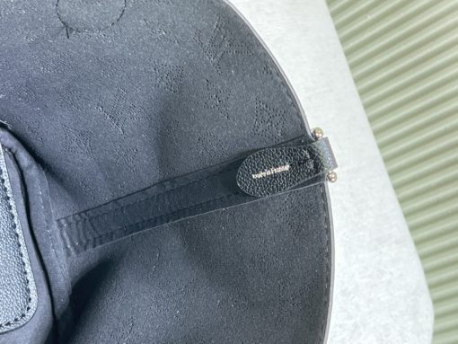 Louis Vuitton Blossom Pm Bag Black 20Cm M21848 - Image 2