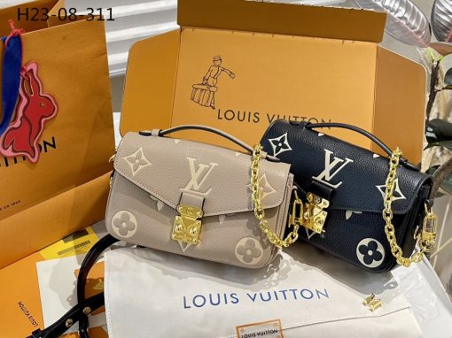 Louis Vuitton Pochette Metis East West Bag Gray Cream 21Cm M23081 - Image 3