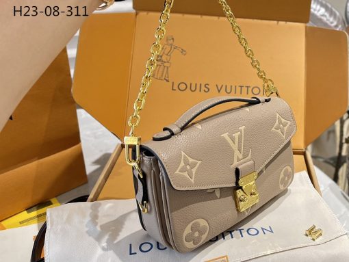 Louis Vuitton Pochette Metis East West Bag Gray Cream 21Cm M23081 - Image 4