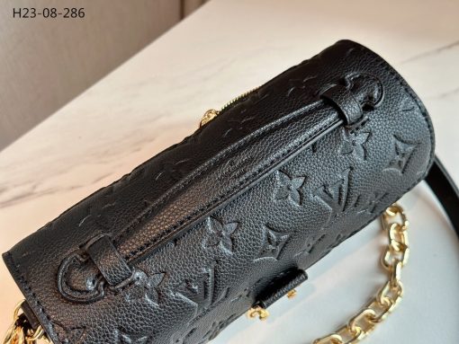 Louis Vuitton Pochette Metis East West Bag Black 21Cm M46595 - Image 7