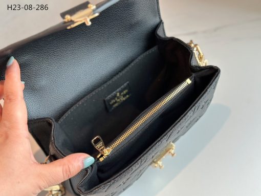 Louis Vuitton Pochette Metis East West Bag Black 21Cm M46595 - Image 9