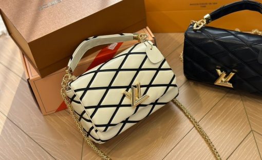 Louis Vuitton Go 14 Mm White Black 22Cm M22890 - Image 3