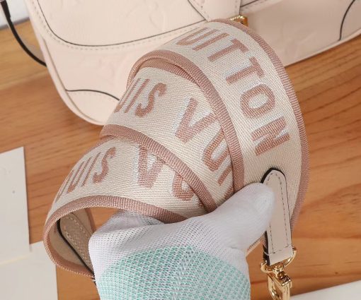 Louis Vuitton Diane Monogram Empreinte Leather Cr?Me Beige 18Cm M46388 - Image 4