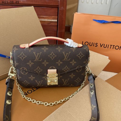 Louis Vuitton Pochette Metis East West Bag Monogram 22Cm M46279 - Image 2