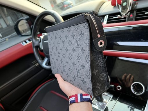 Louis Vuitton Pochette Voyage Mm Monogram Eclipse 27Cm M61692 - Image 5