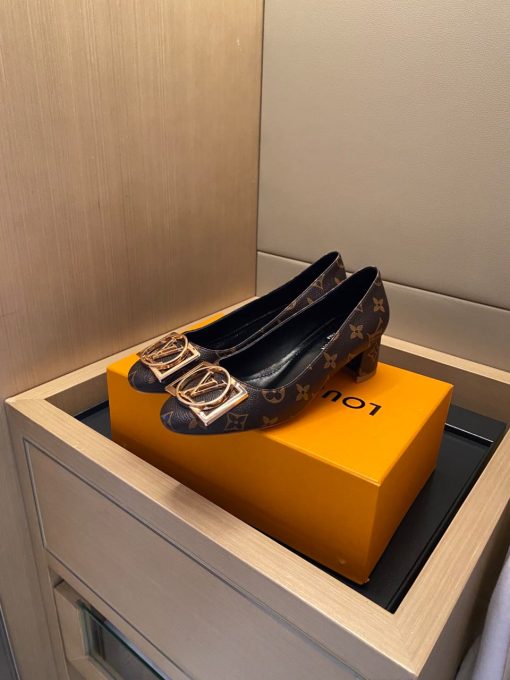 Gucci Women'S Princetown Leather Slipper Black 629084 Cqxm0 1060 - Image 4