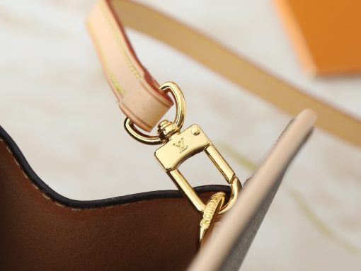 Louis Vuitton Around Me Pm 22Cm M47117 - Image 5