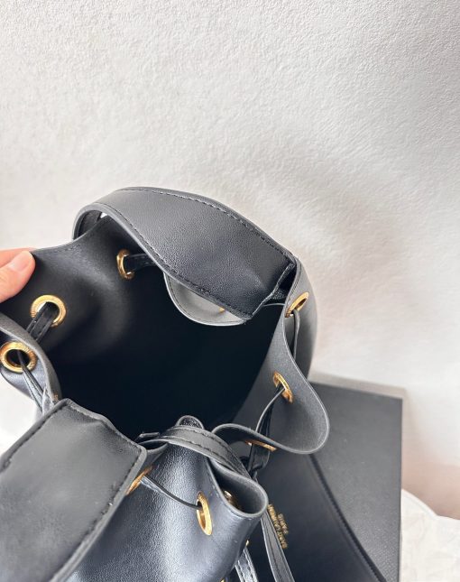 Saint Laurent Paris Vii Medium Flat Hobo Bag In Smooth Leather Black 28Cm 697941Aaamd1000 - Image 10