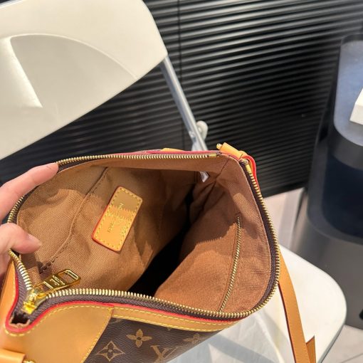 Louis Vuitton  Monogram Canvas Odeon Pm Bag Brown 29Cm - Image 4