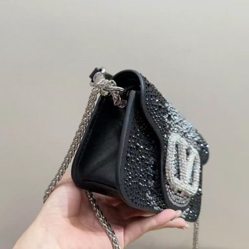 Valentino Loco Small Vlogo Shoulder Bag Black 20Cm - Image 5