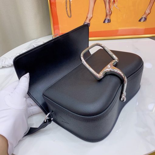 Hermès Della Cavalleria Elan Shoulder Bag Epsom - Image 3