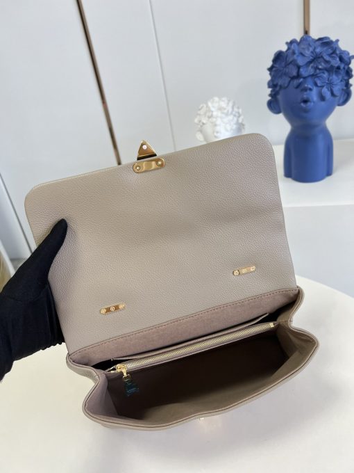 Louis Vuitton Madeleine Mm 30Cm Beige M46041 - Image 8
