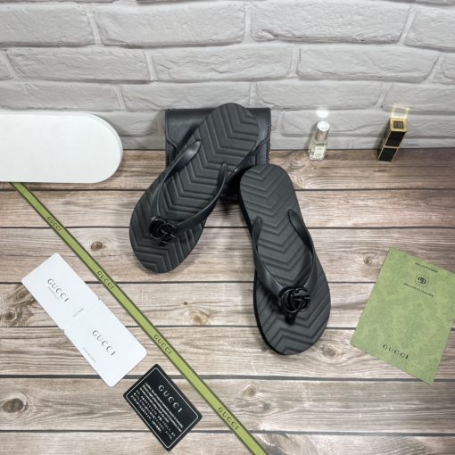 Gucci Women's Chevron Thong Black 655463 J8710 1000 - Image 10