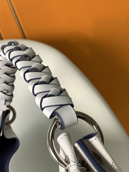 Louis Vuitton Carmel 40Cm White M57572 - Image 4