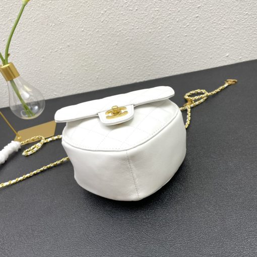 Chanel Heart Clutch With Chain White Ap2784 - Image 10