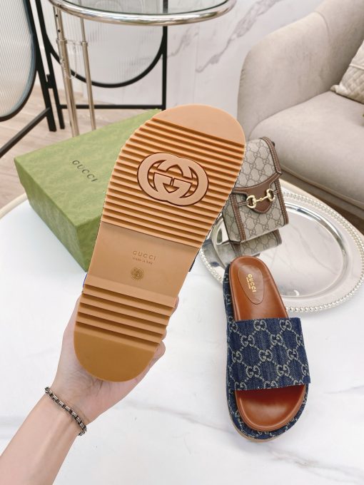 Gucci Women's Platform Slide Sandal Blue ?623212 2Kq00 4402 - Image 5