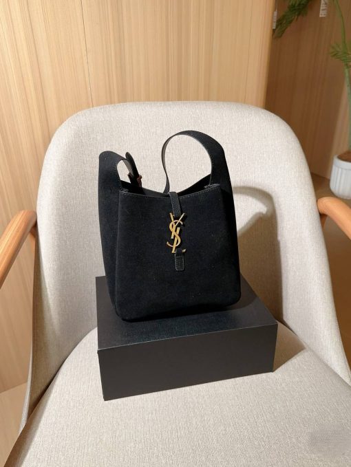 Saint Laurent Small Le Hobo Bag Black - Image 4