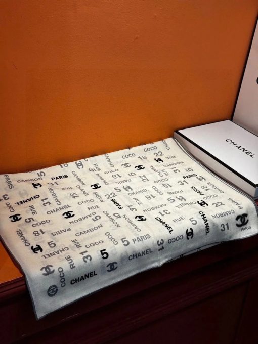 Chanel 25S SCARF 180 IN CASHMERE SILK - Image 5