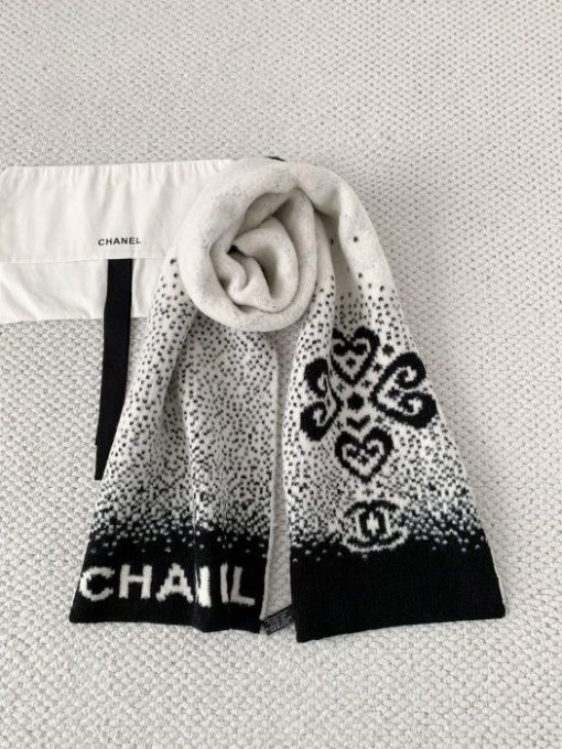 Chanel Knit Scarf Black and White - Image 2