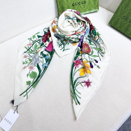 Gucci Scarf Flora Print Black Multicolor Silk - Image 2