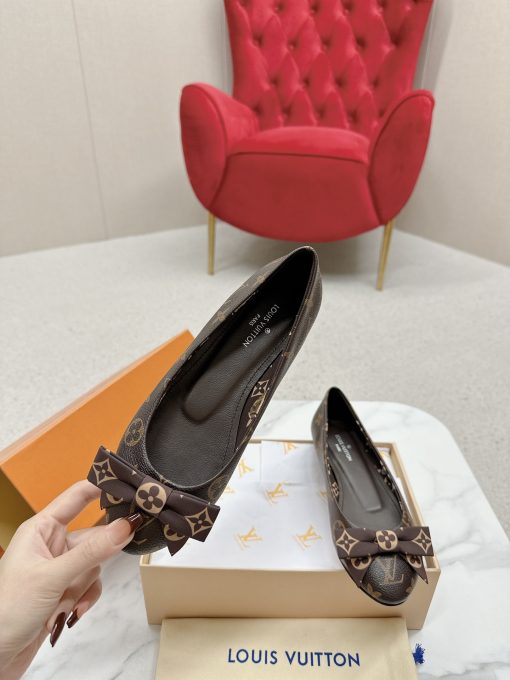 Gucci Women?S Chevron Thong Black ???655463 J8710 1000 - Image 7