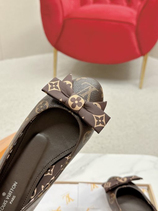 Gucci Women?S Chevron Thong Black ???655463 J8710 1000 - Image 8