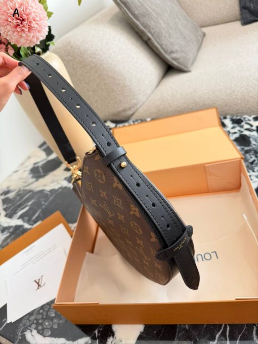 Louis Vuitton BB Cookie Bag - Image 8