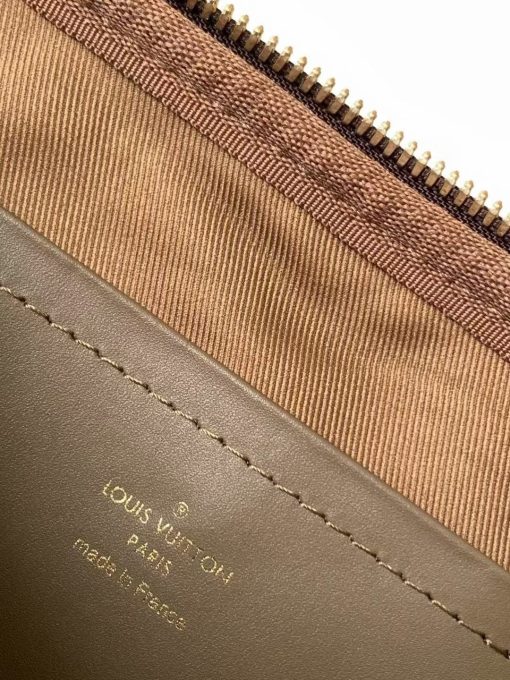 Louis Vuitton Utility Crossbody Bag Brown 18Cm - Image 2