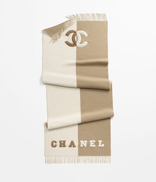 Chanel Cashmere & Shearling Lambskin Stole - Image 3