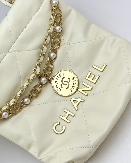 Chanel Hobo Women's Shoulder Bag White 22 Small - Image 2
