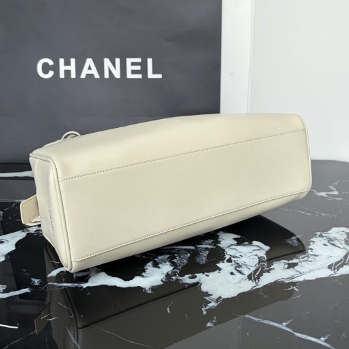 Chanel Large Bowling Bag - Image 5