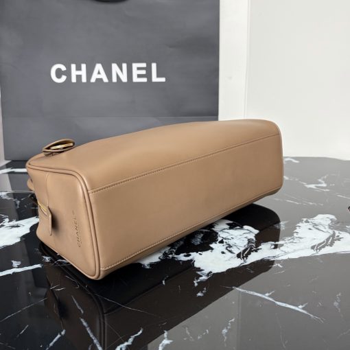 Chanel Large "Perfect Bowling" Bag Dark Khaki Calfskin Gold Hardware - Image 5