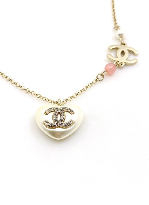 Chanel Gold-Tone CC Heart Resin Pearl Necklace - Image 3