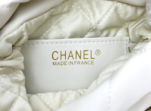 Chanel Hobo Women's Shoulder Bag White 22 Small - Image 6