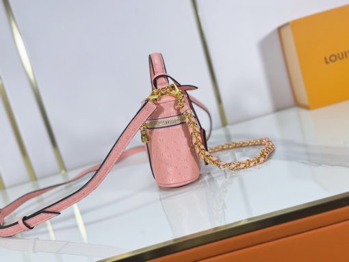 Louis Vuitton Ostrich Vanity Chain Pouch Pink - Image 3