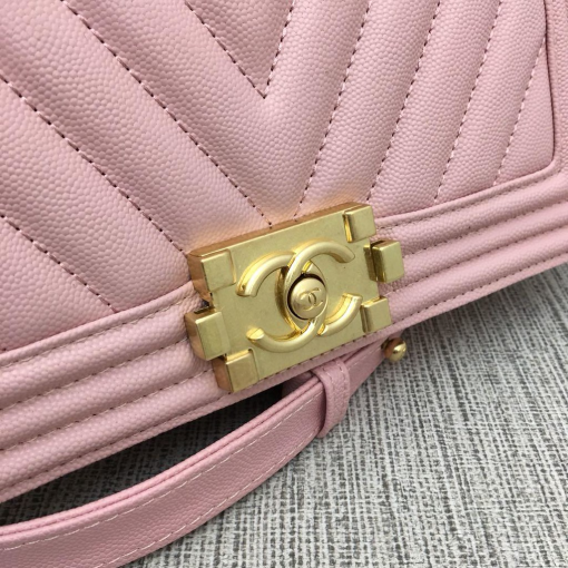 Chanel Medium Boy Bag Pink Chevron Caviar Gold Hardware - Image 4