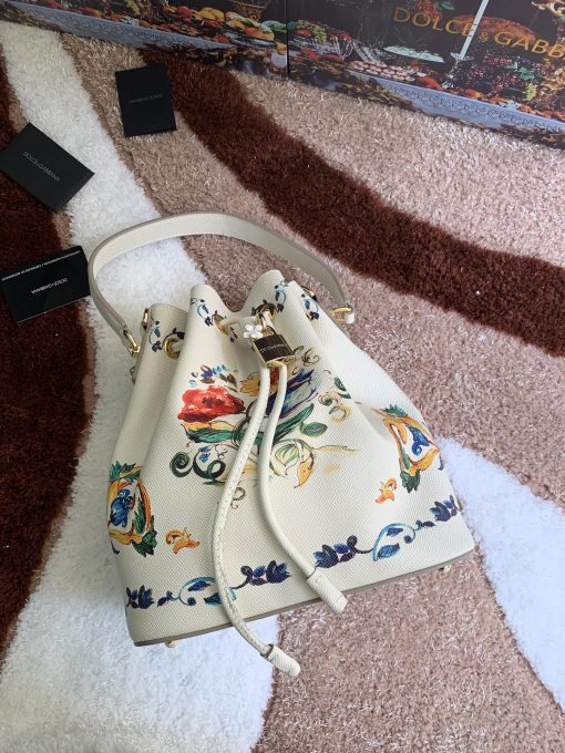 Dolce & Gabbana Beatrice Maiolica Print Bucket Bag - Image 4