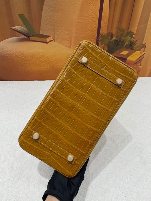 Hermès Birkin 30 Shiny Porosus Crocodile In Caramel With Gold Hardware - Image 3