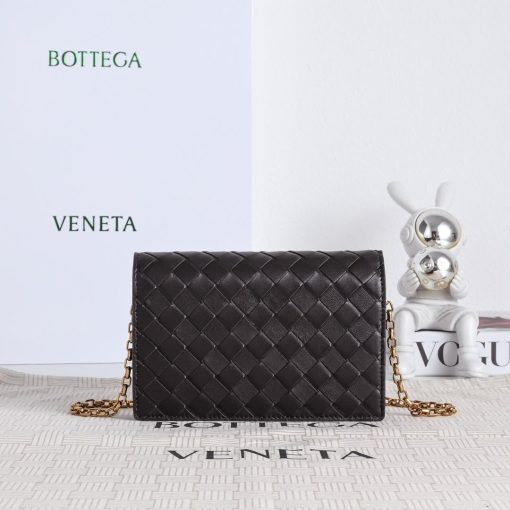 Bottega Veneta Andiamo Pouch on Chain Black - Image 2
