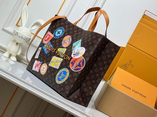 Louis Vuitton Classic Monogram Stamps OnTheGo GM Tote Bag - Image 4